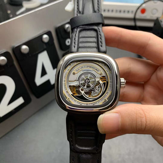 Mechanical vs. Quartz Watches: Which Should You Choose?